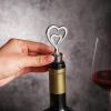 1PC Double Heart Wine Stopper (White K) Wine Storage Twist Cap Plug Reusable Vacuum Sealed Bottle Cap Champagne Stopper Wine Gifts Bar Tools