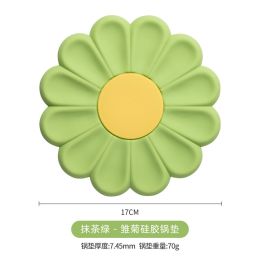 Flower Heat Resistant Silicone Mat Drink Cup Coasters Non-slip Pot Holder Table Placemat Kitchen Accessories Coasters Pads (Color: Green)